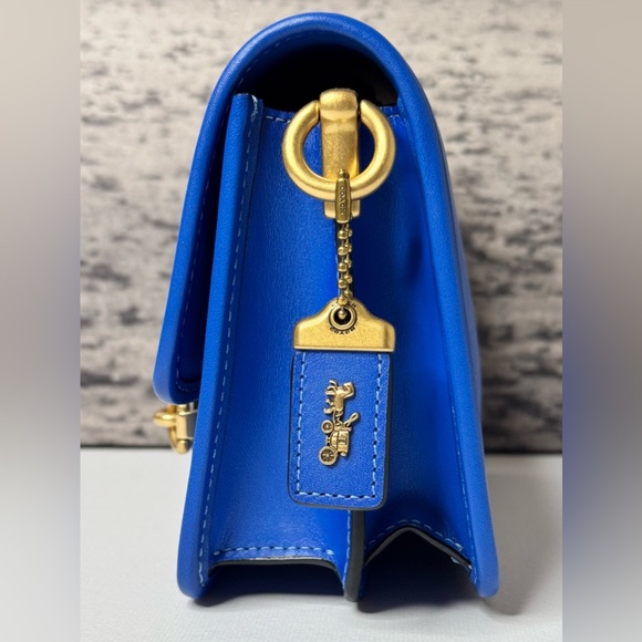 NWT Coach Hero Crossbody Bag in Glovetanned Leather Blue Fin C8441 - Picture 3 of 15